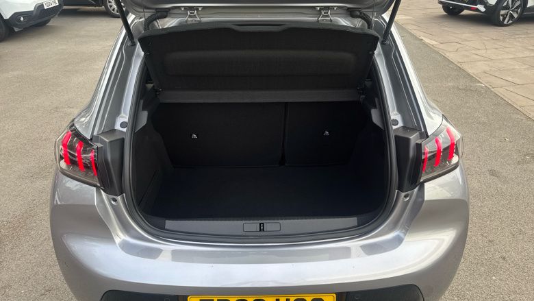 Peugeot 208 1.2 PureTech 100 Allure Premium 5dr Petrol Hatchback